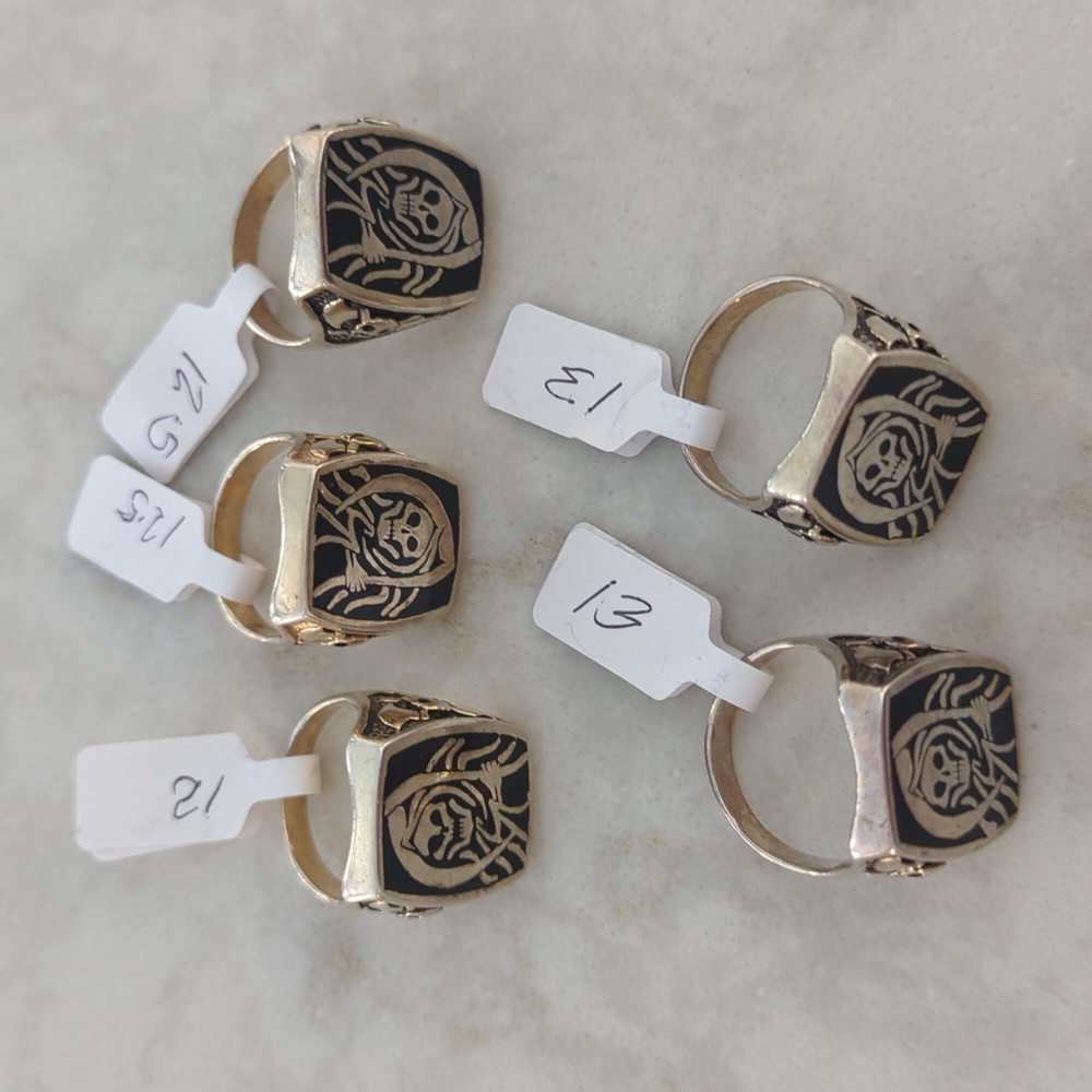 SILVER. Rings - Picture 2 of 3